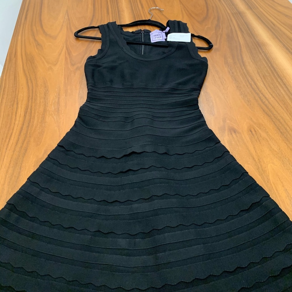 Herve Leger never worn - Picture 2 of 3